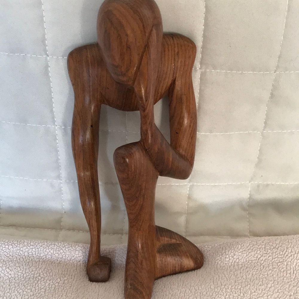 Beautiful African mask approximately 8 inches